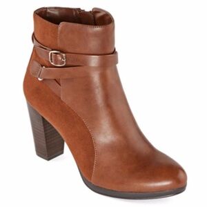 *NEW* Andrew Geller Ankle Booties